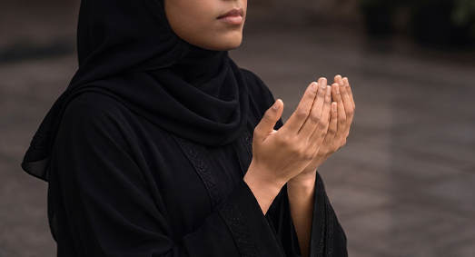 أهلاً، أنا نجلاء وعمري 17 سنة