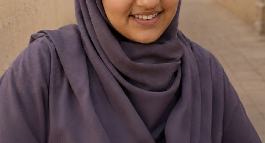 أهلاً، أنا ساره وعمري 16 سنة