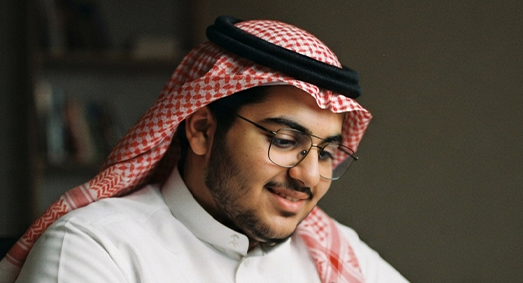 أهلاً، أنا باهر وعمري 16 سنة